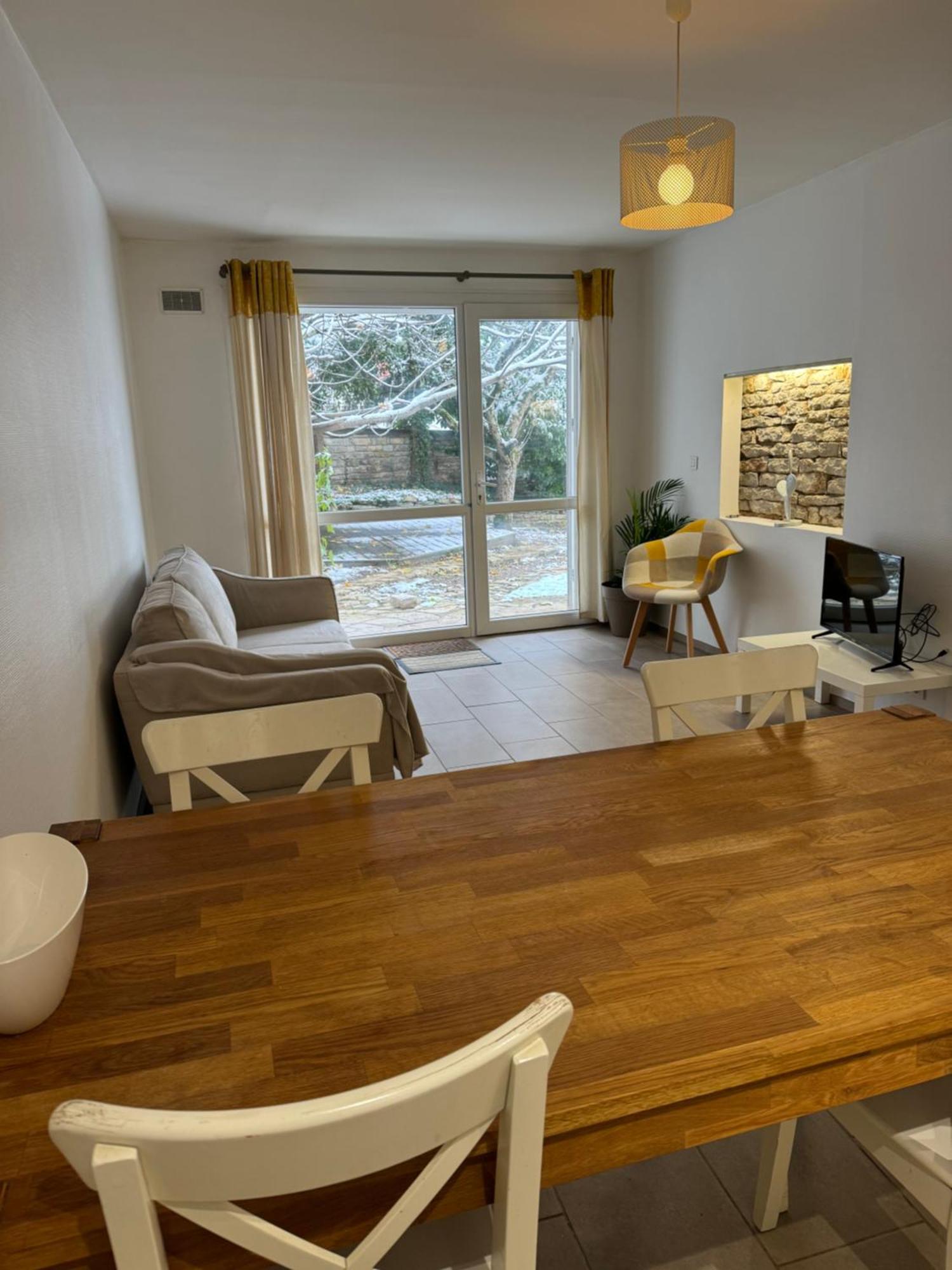 La Villa Bis Vesoul Eksteriør bilde